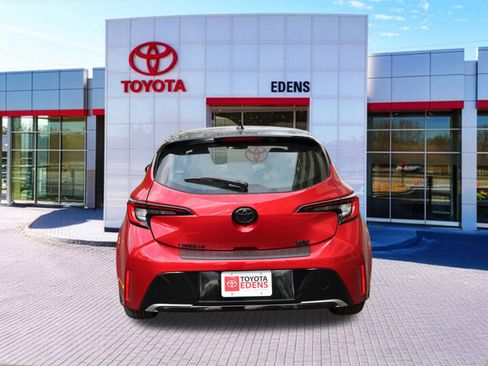 Certified 2025 Toyota Corolla XSE FWD image 4