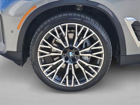 Used 2025 BMW X5 sDrive40i RWD image 25