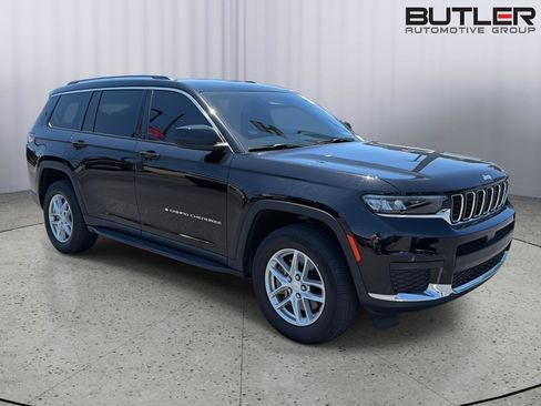 Used 2023 Jeep Grand Cherokee L Laredo w/ Luxury Tech Group I RWD image 8