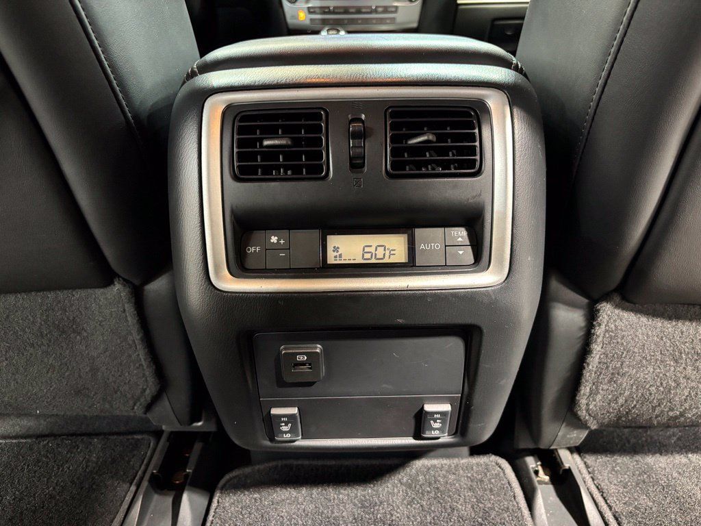 Used 2018 INFINITI QX60 Luxe w/ Deluxe Technology Package AWD/4WD image 32