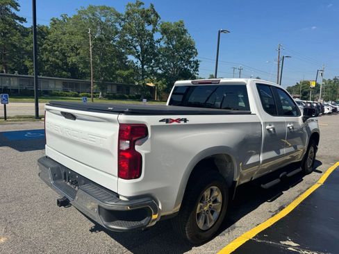 Certified 2020 Chevrolet Silverado 1500 LT w/ Convenience Package AWD/4WD image 11