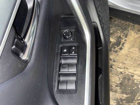 Certified 2021 Toyota RAV4 XSE AWD/4WD image 21