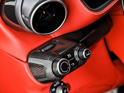 Used 2023 Ferrari 812 GTS RWD image 33
