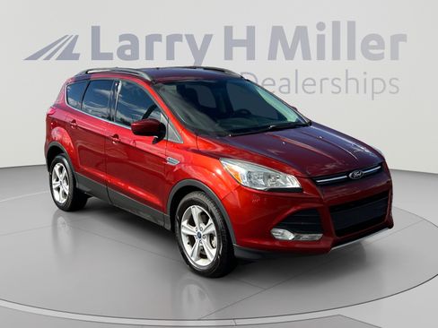 Used 2015 Ford Escape SE w/ Equipment Group 201A FWD image 7