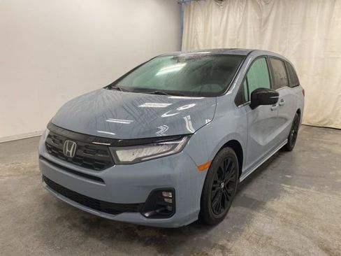 Certified 2025 Honda Odyssey Sport-L image 3