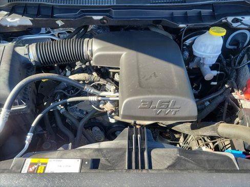 Certified 2019 RAM 1500 Express RWD image 20