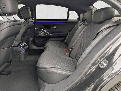 New 2026 Mercedes-Benz S 580 4MATIC Sedan image 16