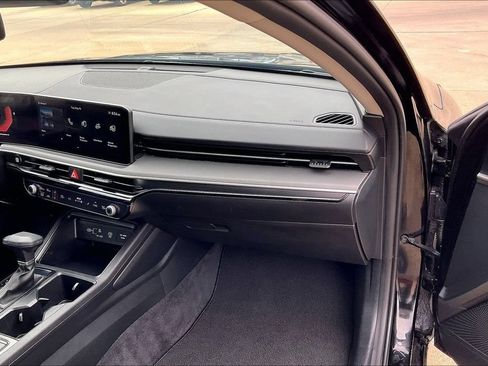 Used 2025 Kia K5 LXS FWD image 15