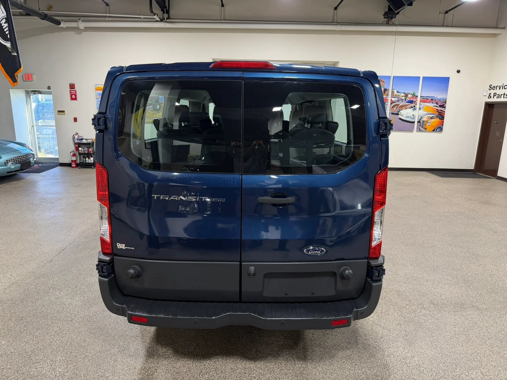 Used 2016 Ford Transit 350 XL RWD image 17
