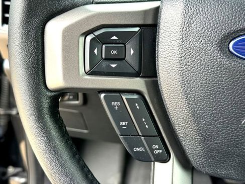 Certified 2021 Ford Expedition XLT RWD image 13