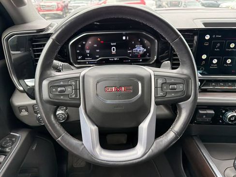 Used 2022 GMC Sierra 1500 SLT w/ SLT Premium Plus Package AWD/4WD image 10