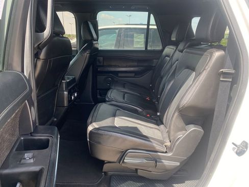 Used 2021 Ford Expedition Max Limited AWD/4WD image 17