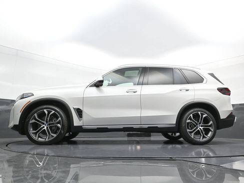 New 2026 BMW X5 xDrive40i w/ Premium Package AWD/4WD image 25