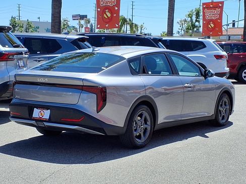 Used 2025 Kia K4 FWD image 4