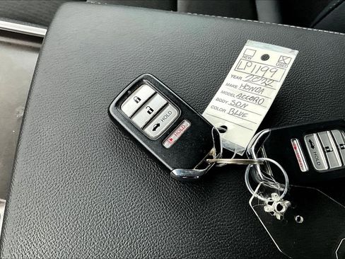 Used 2022 Honda Accord Sport image 10