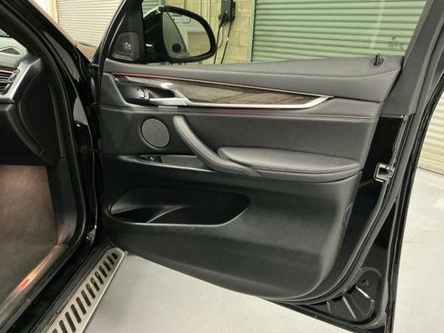 Used 2017 BMW X6 sDrive35i image 13