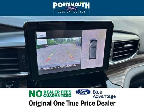 Used 2022 Ford Explorer Limited w/ Equipment Group 301A image 12