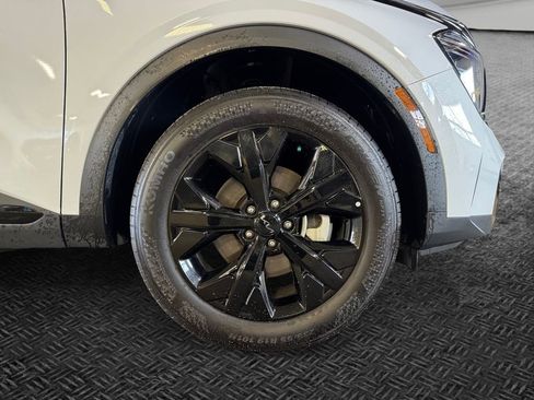 Used 2025 Kia Sportage X-Line AWD/4WD image 11