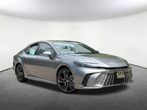 New 2026 Toyota Camry XSE AWD/4WD image 2