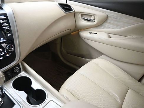 Used 2017 Nissan Murano SL image 36