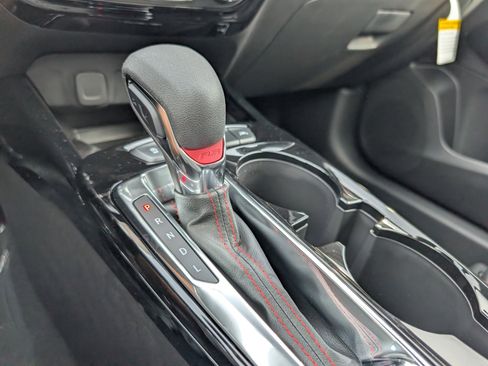 New 2026 Chevrolet Trax RS w/ Sunroof Package image 16