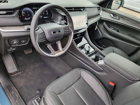 New 2026 Jeep Grand Cherokee L Limited image 18