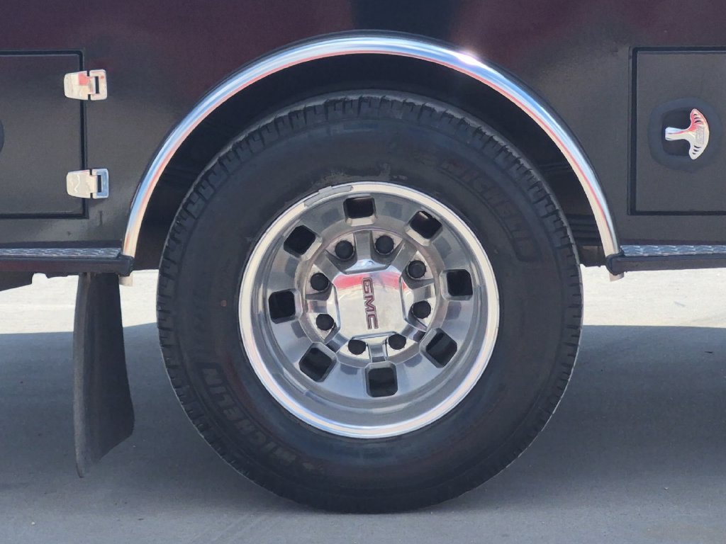Used 2025 GMC Sierra 3500 SLT w/ Texas SLT Premium Package AWD/4WD image 27