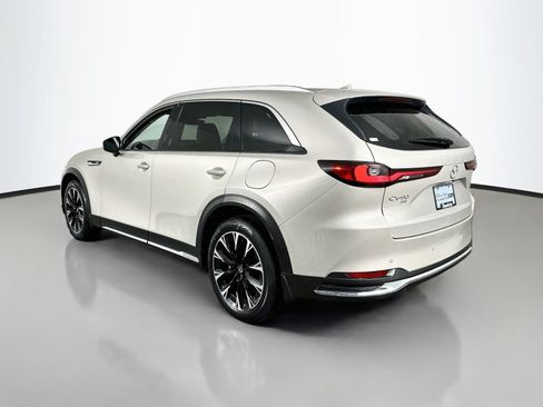 Used 2024 MAZDA CX-90 Plug-In Hybrid w/ Premium Pkg AWD/4WD image 5