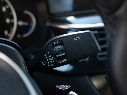 Used 2019 BMW 540i w/ M Sport Package image 27