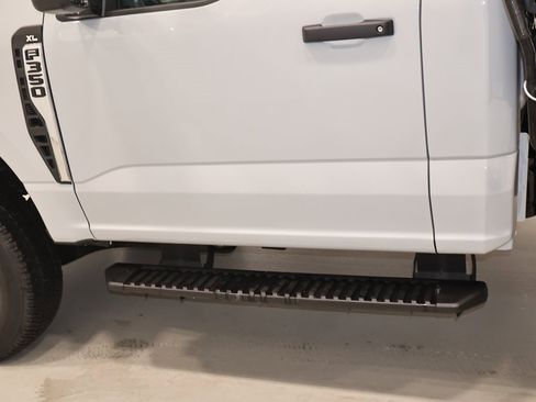 New 2025 Ford F350 XL w/ XL Chrome Package image 27