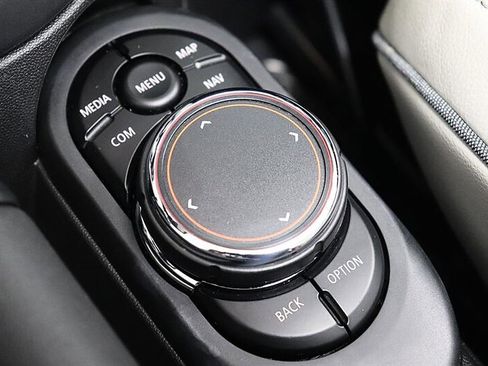 Used 2019 MINI Cooper S FWD image 37