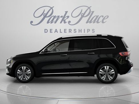 Certified 2026 Mercedes-Benz GLB 250 image 8