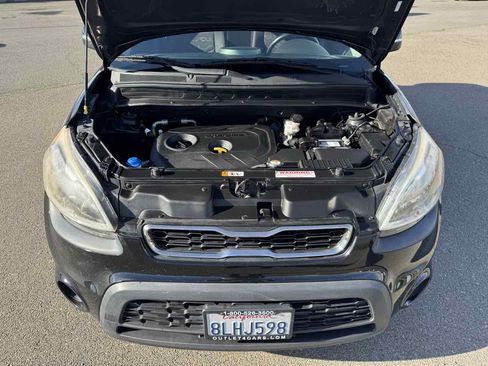 Used 2013 Kia Soul + image 37