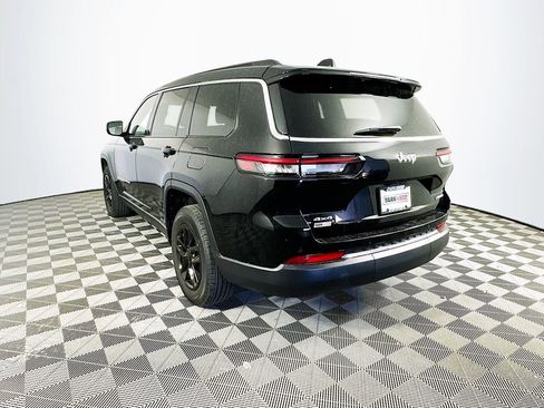 Certified 2025 Jeep Grand Cherokee L Laredo w/ Trailer Tow Package image 8