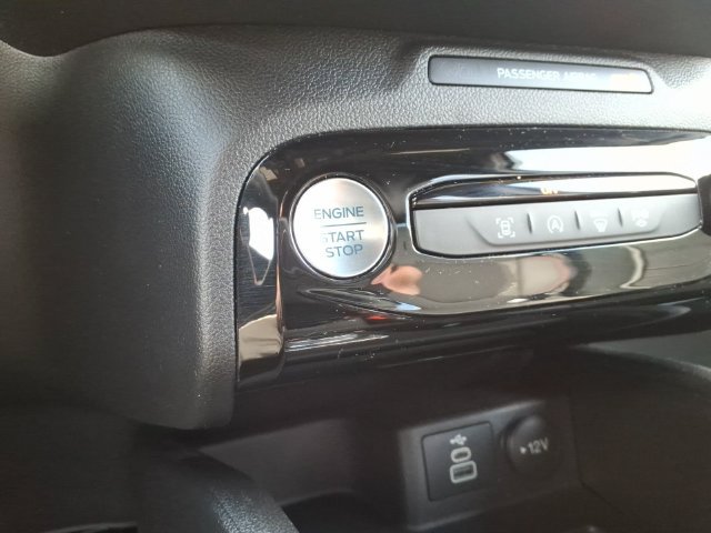 Used 2024 Ford Escape ST-Line w/ Tech Pack #1 AWD/4WD image 22