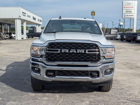 Used 2024 RAM 3500 Big Horn AWD/4WD image 2