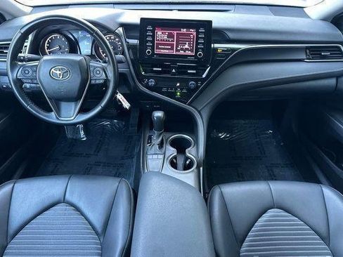 Used 2024 Toyota Camry SE FWD image 15