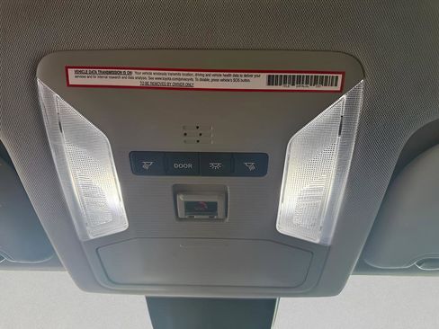 Used 2020 Toyota RAV4 LE FWD image 29