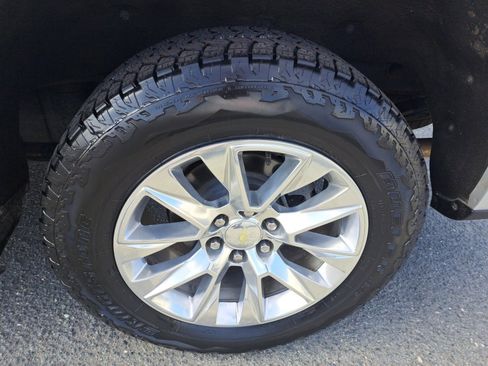 Used 2019 Chevrolet Silverado 1500 LTZ w/ LTZ Convenience Package image 21