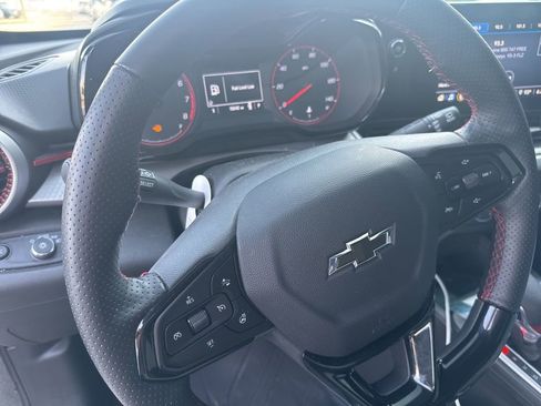 Used 2026 Chevrolet Trax RS w/ Driver Confidence Package FWD image 19