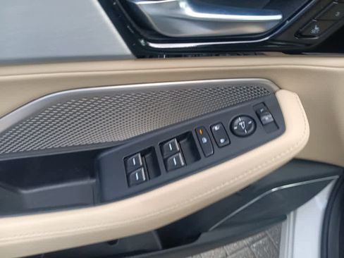 Used 2023 Acura MDX SH-AWD image 11