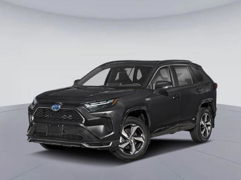 New 2025 Toyota RAV4 SE image 1