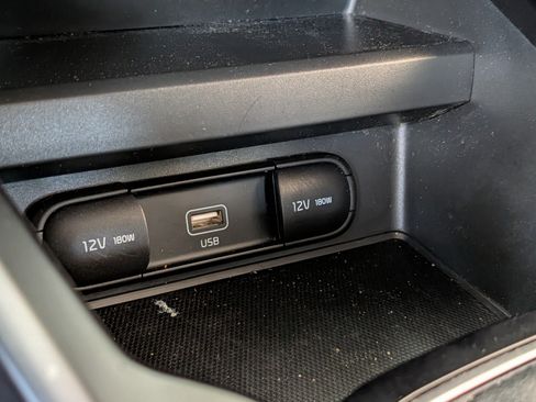Used 2021 Kia Soul S FWD image 23