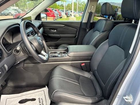 Certified 2026 Honda Pilot Touring image 5