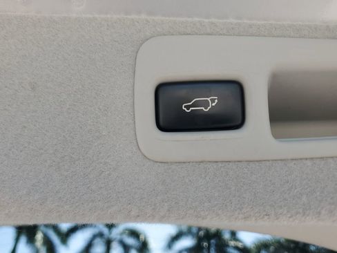 Used 2011 Lexus RX 350 AWD w/ Premium Pkg image 27