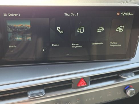 New 2026 Kia Sorento S FWD image 12