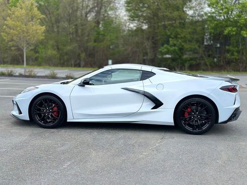 Used 2023 Chevrolet Corvette Stingray Preferred Cpe RWD image 4
