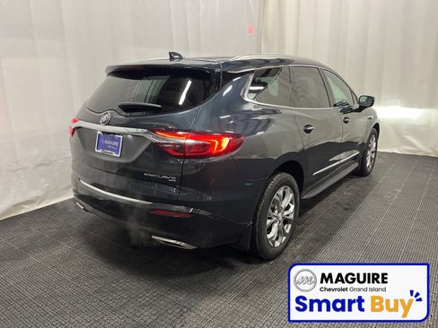 Used 2019 Buick Enclave Avenir image 28