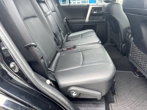 Used 2016 Toyota 4Runner Limited AWD/4WD image 16