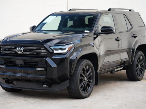 Used 2025 Toyota 4Runner Platinum AWD/4WD image 53